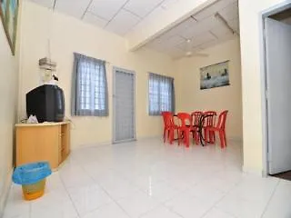 Kota Lodge Townhouse Malacca 2*,  Malesia